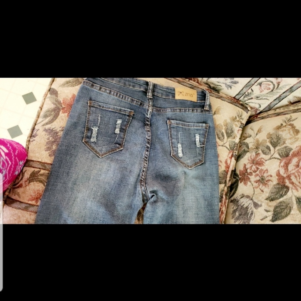 Jeans - Picture 2 of 4